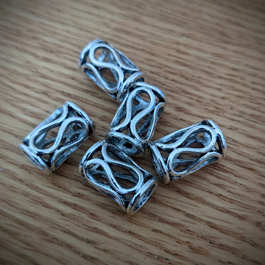Metal wavy beads