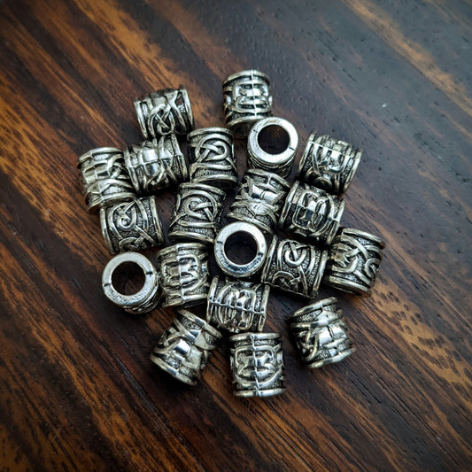 Beads metal knot 3