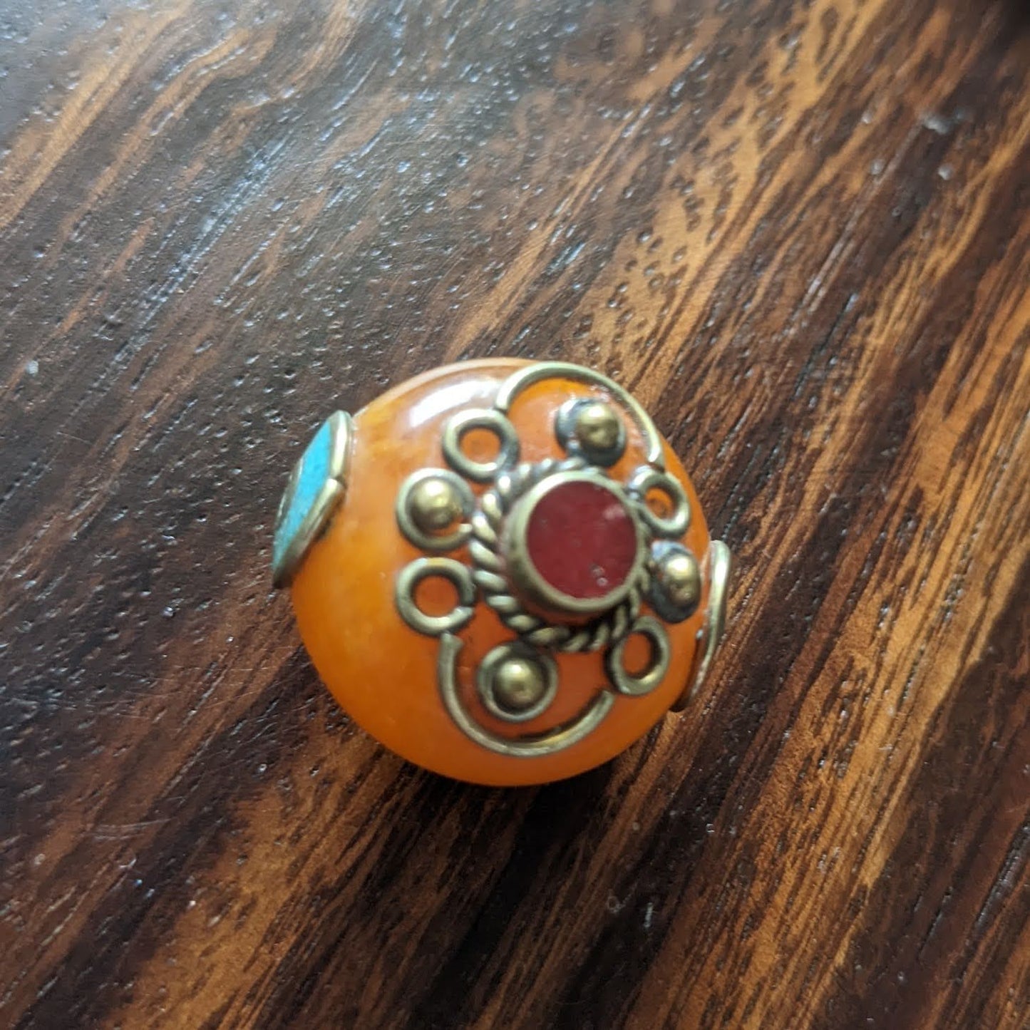 Tibetan resin prayer beads