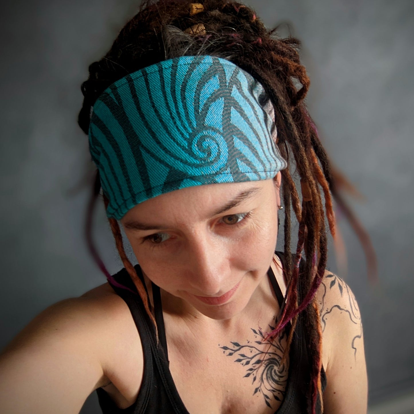 Scarf headband Spiral turquoise