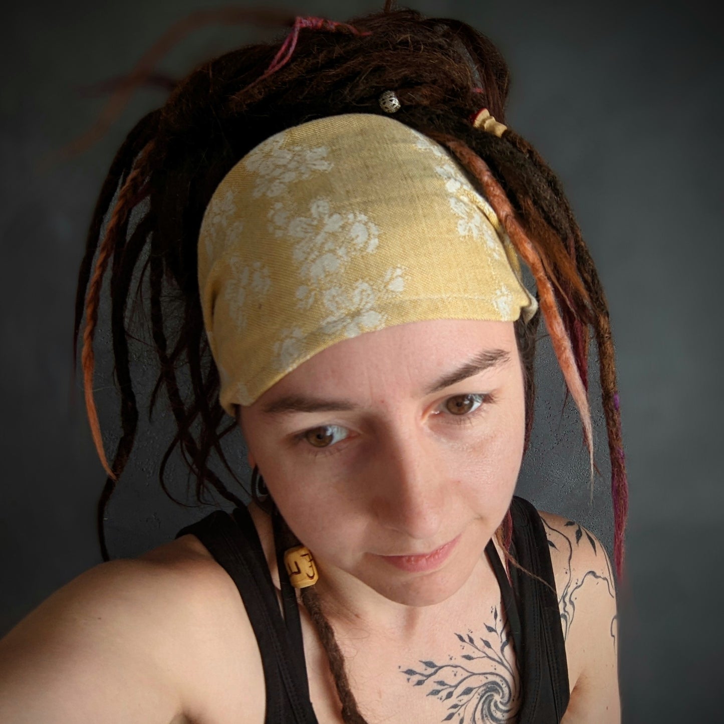 Šátková čelenka Třešňový květ