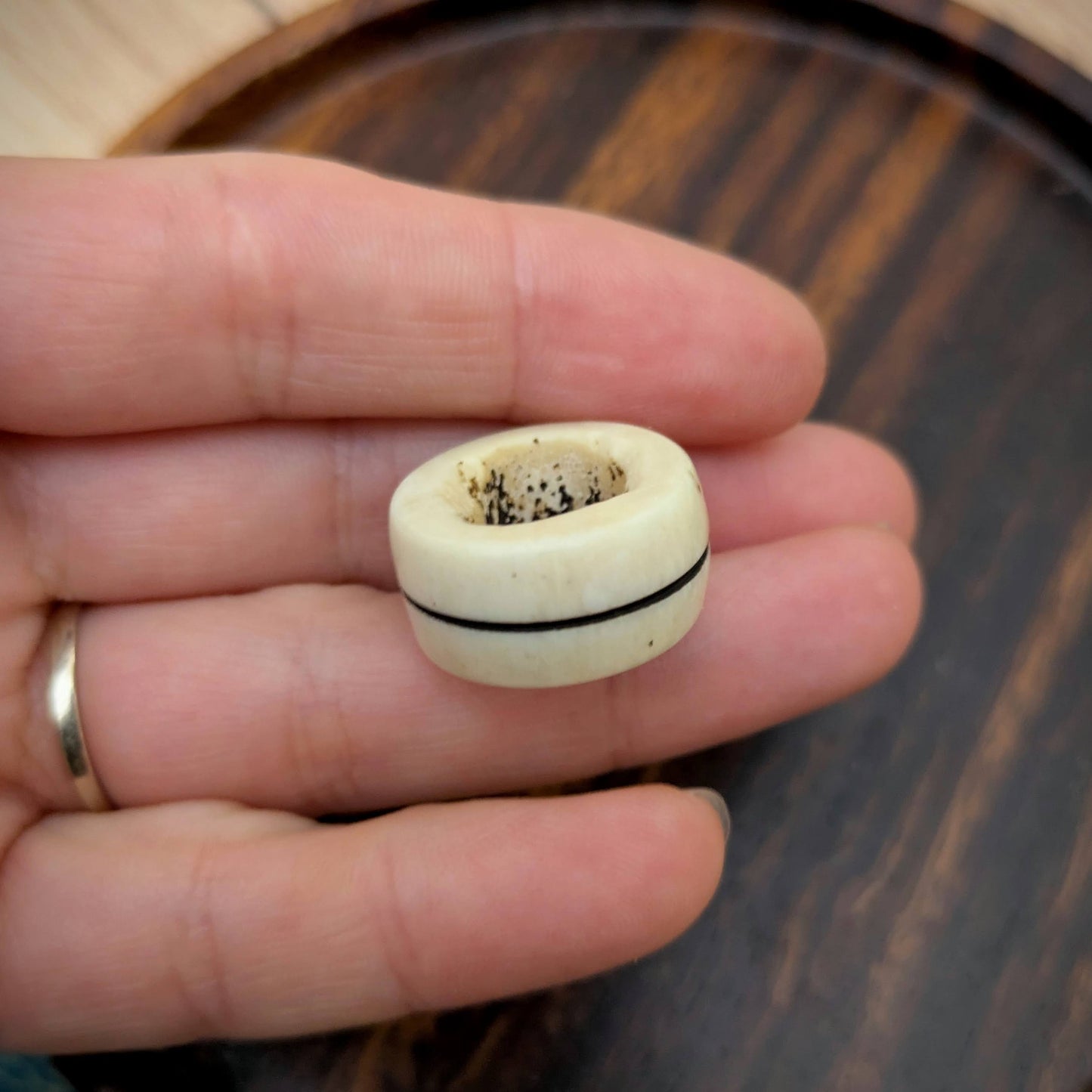 Korálek kostěný linka