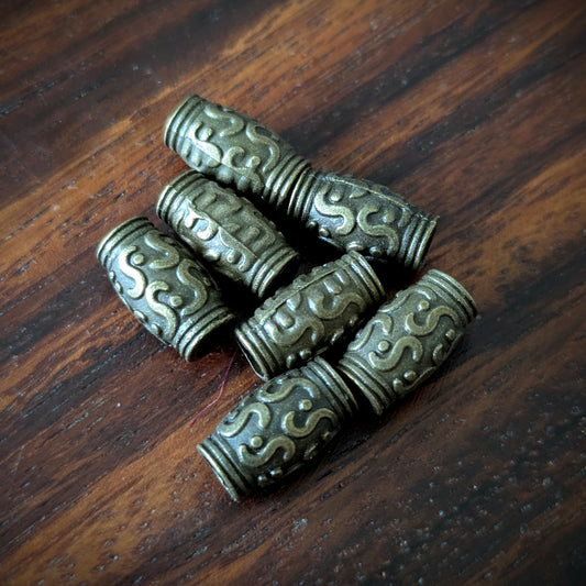 Metal wavy beads brass