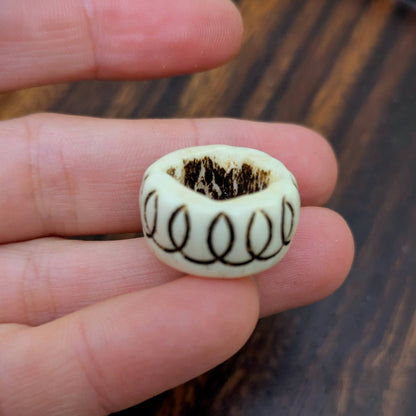 Korálek kostěný kličky