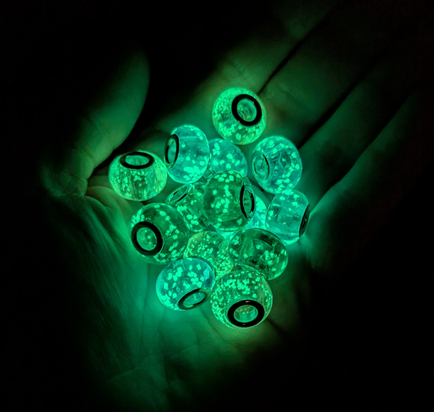 Korálky na dready svítící ve tmě